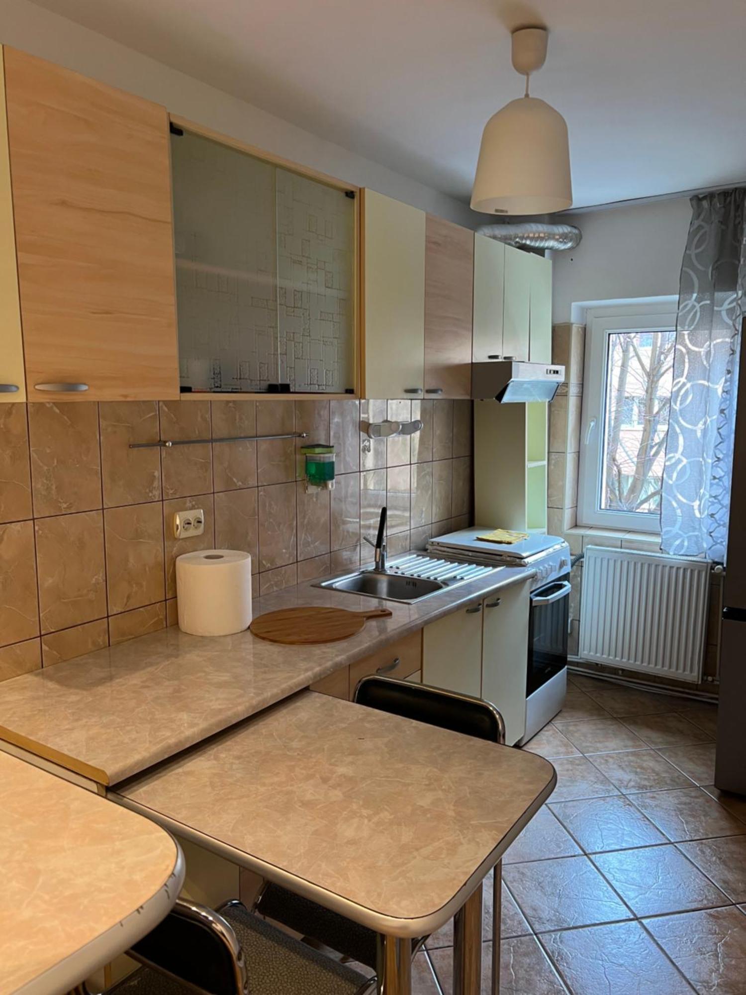 Quiet Area Brasov Apartment Luaran gambar